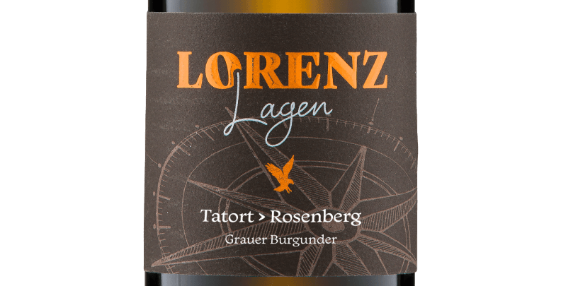 Tatort Rosenberg Grauer Burgunder von Lorenz & Söhne - Weinflasche mit elegantem Etikett und Kompass-Motiv.