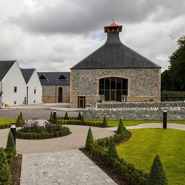 gid://shopify/MediaImage/44896163463511