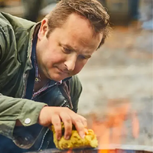 gid://shopify/MediaImage/44835686187351