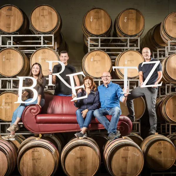 gid://shopify/MediaImage/49397722317143