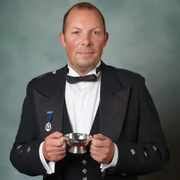 gid://shopify/MediaImage/47002027819351