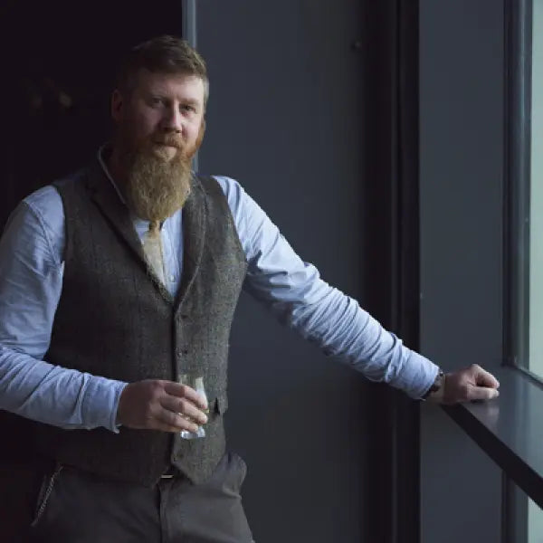 gid://shopify/MediaImage/44759571497303