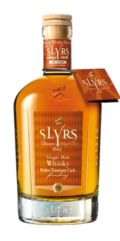 Deutscher Whisky Slyrs Pedro Ximénez Cask, Single Malt, in Glasflasche mit Etikett, edel und aromatisch.