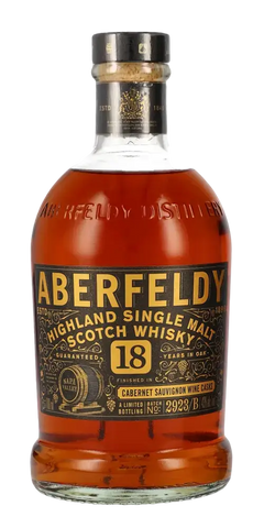 Schottischer Whisky Aberfeldy 18 Jahre, Highland Single Malt, gereift in Cabernet Sauvignon-Fässern.