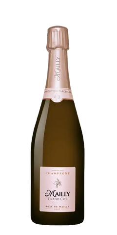 Champagne Mailly Grand Cru Rosé, feiner Rosé-Champagner aus Jahrzehnten alten Pinot Noir-Rebstöcken mit blumigen Noten.