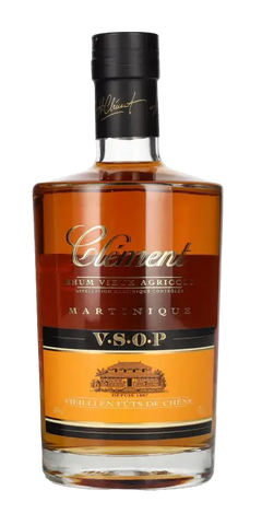 Rhum Clément Vieux VSOP aus Martinique, mahagonifarbener Rum mit Aromen von Vanille und Kakao.