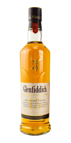 Schottischer Whisky Glenfiddich 15 Jahre, Solera Verfahren, komplexe Aromen, Speyside, 700 ml Flasche.
