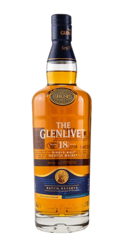 Schottischer Whisky Glenlivet 18 Jahre Batch Reserve in einer klassischen Flasche, fruchtige und würzige Aromen.