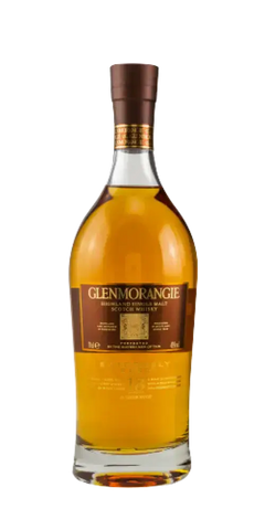 Schottischer Whisky Glenmorangie 18 Jahre, Highland Single Malt, in stilvollem Design mit Oloroso-Fassreifung.