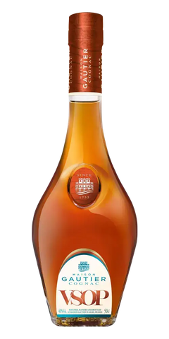 Cognac VSOP Maison Gautier mit floralen Noten und Aromen von kandierten Früchten, Eiche und Gewürzen.