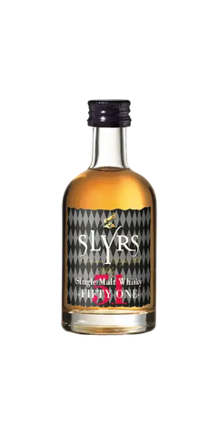 Deutscher Whisky Slyrs Fifty One 50ml, Single Malt aus Bayern, charakterstark mit rauchiger Note und fruchtigen Aromen.