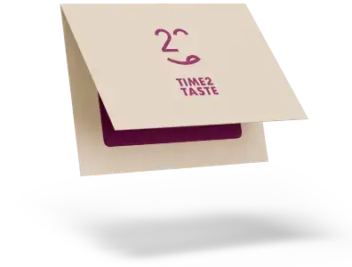 Gutschein von TIME 2 TASTE für ein Tasting, festliche Karte mit Logo und Gesichtssymbol, elegantes Design.