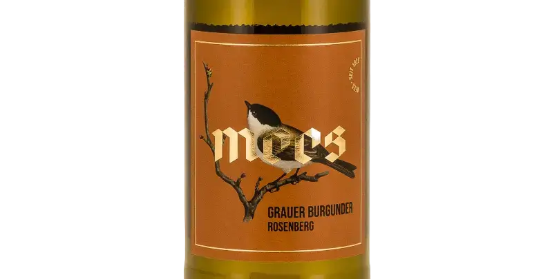 Grauer Burgunder Rosenberg von Mees, Weinflasche mit Vogelmotiv und orangefarbener Etikette.