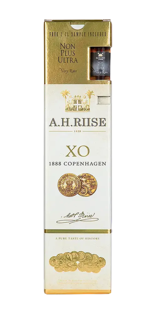 A.H. Riise 1888 Copenh. Gold + 2cl Non Plus Ultra Very Rare im eleganten Flaschenverpackung.