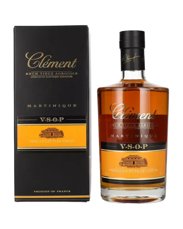 Rhum Clément Vieux VSOP aus Martinique, mahagonifarbener VSOP Rum mit Aromen von Kakao und Vanille, in Geschenkbox.