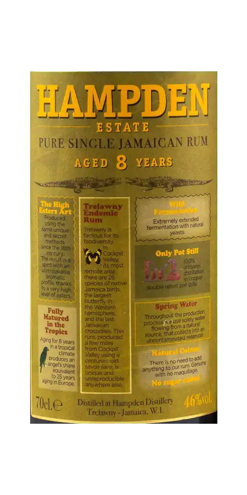 Hampden Estate 8 Jahre jamaikanischer Rum Flasche mit Informationen über Herstellung und Reifung.