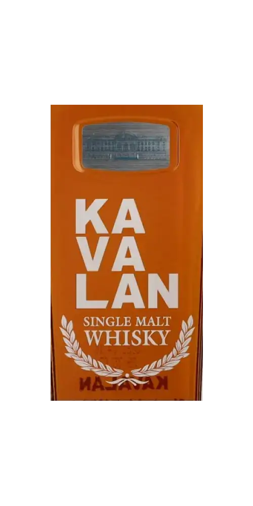 Taiwanesischer Whisky Kavalan Classic Single Malt in der Flasche, fruchtige und würzige Noten, hochwertige Qualität.