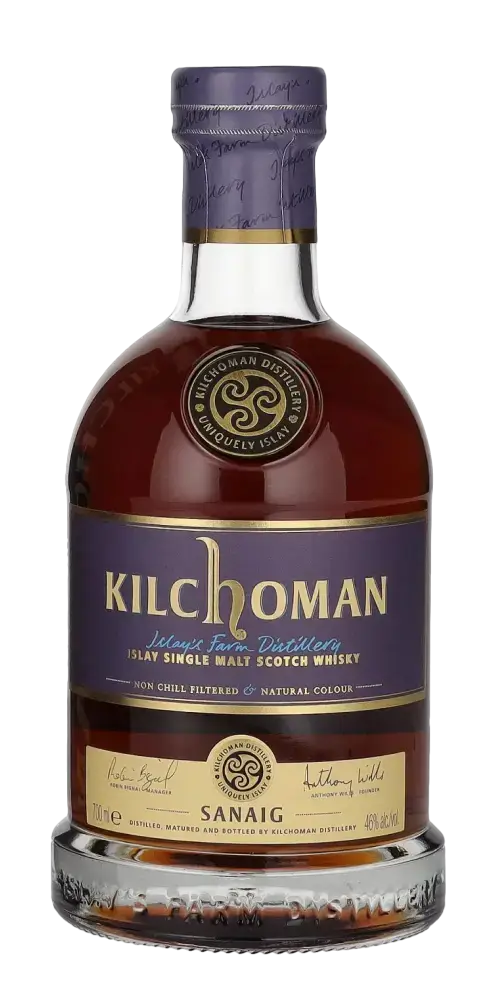 Schottischer Whisky Kilchoman Sanaig, Islay Single Malt mit Aromen von Trockenfrüchten, Torf und Zitrusnoten.