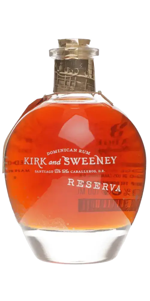 Kirk & Sweeney Reserva Rum aus der Dominikanischen Republik, 14 Jahre alt, Mahagonifarbe, komplexe Aromen.