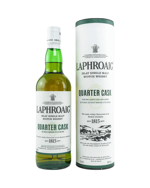 Schottischer Whisky Laphroaig Quarter Cask in Tube, Islay Single Malt, rauchig mit süßen Kokos- und Bananennoten.