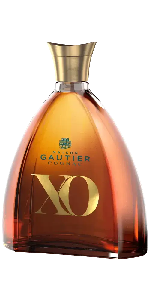 Cognac XO Maison Gautier in eleganter Flasche, aromatisch mit floralen Noten und kandierten Früchten, kraftvoll und harmonisch.