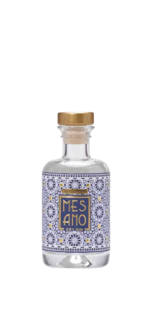 Gin MESANO Navy Strength 100ml aus Stuttgart, 57,2% vol., komplexes Aroma mit Wacholder und Blutorange.