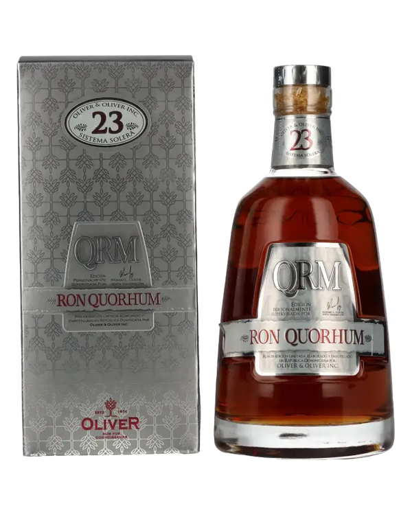 Rum Quorhum 23 Jahre Solera von Oliver & Oliver im eleganten Design, vollmundiger Geschmack aus der Dominikanischen Republik.