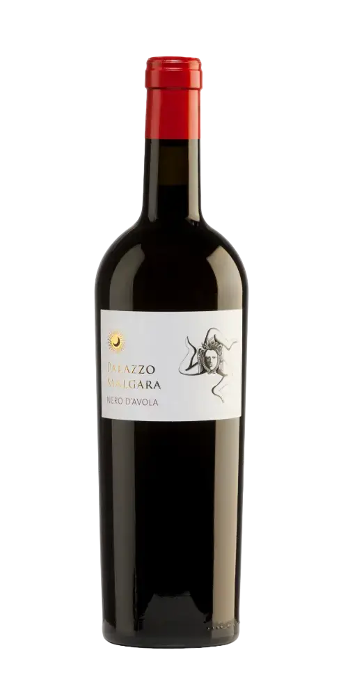 Palazzo Malgara Nero d'Avola, sizilianischer Rotwein mit leuchtendem Rubinrot und intensiven Brombeernoten.