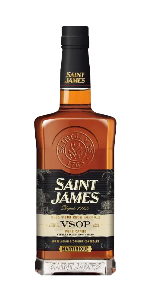Rhum SAINT JAMES VSOP aus Martinique, 4,5 Jahre gereift, charakteristischer Stil mit würziger Vanillenote.
