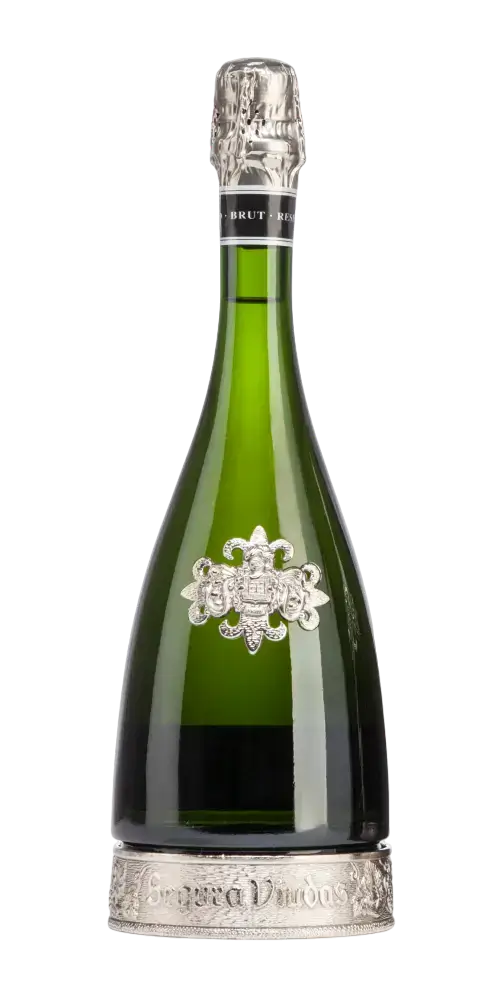Segura Viudas Brut Reserva Heredad, Schaumwein aus Spanien mit feiner Perlage.