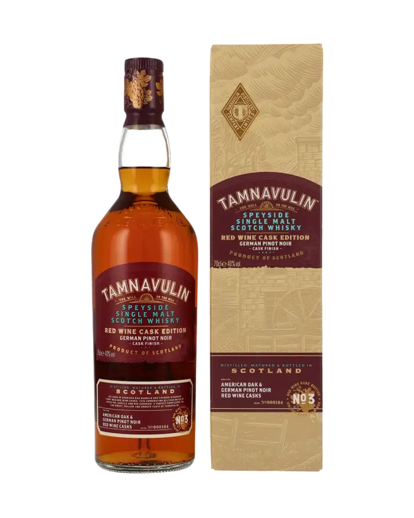 Schottischer Whisky Tamnavulin in einer Geschenkverpackung, gereift in amerikanischen und Pinot Noir-Fässern.