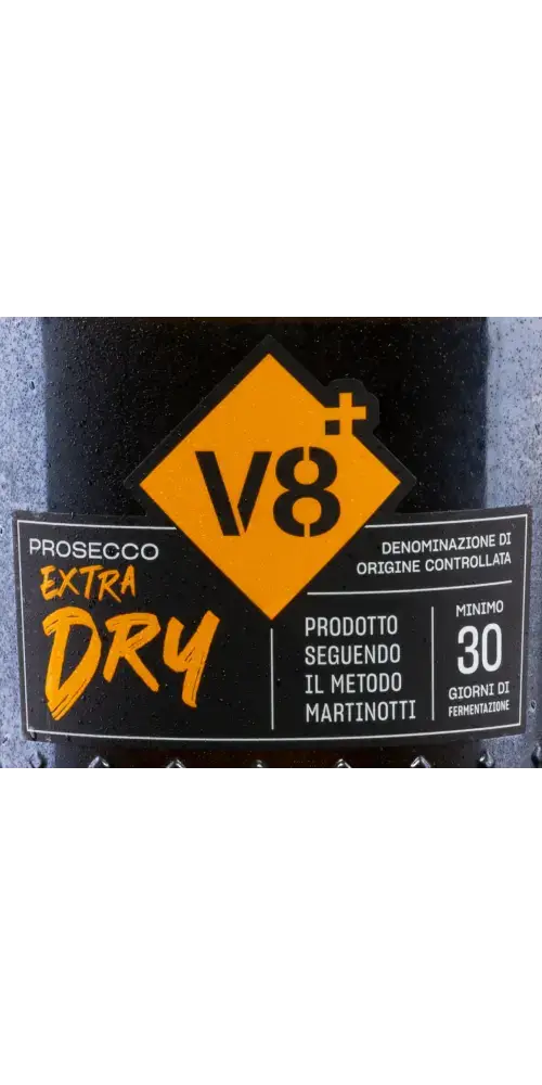 V8+ Sior Sandro Prosecco, italienischer Schaumwein, präsentiert florale Noten und cremige Eleganz.